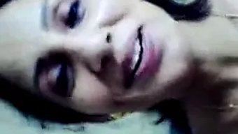 Milf Çift, Hd Videoda Anal Seksin Tadını Çıkarıyor