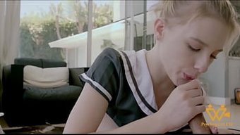 Melody Marks, 6k Kalitesinde Amwf Videosunda En Üst Düzey Sakso Çekiyor