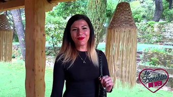 Güzel Fransız Kadın Gwen, Bir Adam Tarafından Amı Delik Deşik Ediliyor.