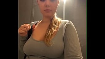 Büyük Memeli Bbw Spor Salonunda Mastürbasyon Yapıyor Ve Fışkırıyor