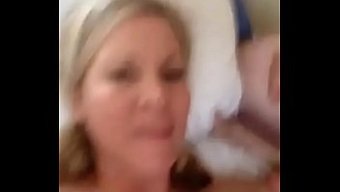 Olgun Latin Kadını Sıcak Videoda