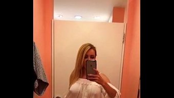 Yaramaz Çift Barselona'Da Halka Açıkta Şehvetleniyor