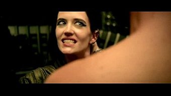 Eva Green'In Antik Gemideki Sert Sahnesi