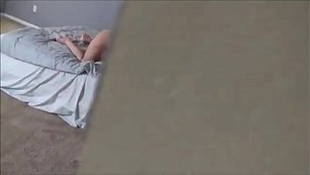 Üvey Baba Tarafından Yakalanan Gençten (18+) Sakso
