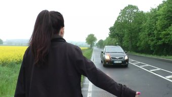 Büyük Göğüslü Ve Sıkı Popolu Alman Kızlar Büyük Yarraklarla Başa Çıkıyorlar