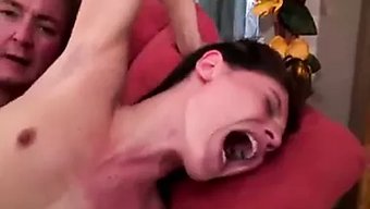 Fransız Güzeli Calyssia, Seçme Videosunda Analed Oluyor