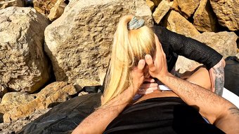 Portekizli Karısı Pov Videosunda Kumda Sikişiyor