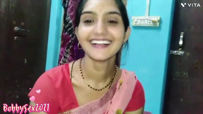18 Yaşındaki Hintli Kız, Kocası Işteyken Üvey Erkek Kardeşiyle Ilk Kez Birlikte Oluyor. Bu Videoyu Kaçırmayın!