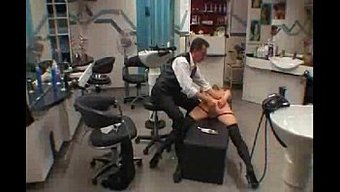 Bdsm Videosunda Meme Arası Ve Amcık Fistingi