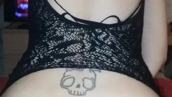 Seksi Latin Kız Arkadaşı Eyleme Geri Dönüyor