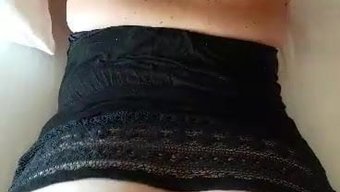 Kalın Beyaz Popo Hd'De Sallanıyor
