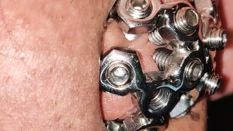 Amerikan Eşcinsel Porno Videosunda Acı Verici Penis Işkencesi