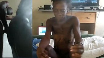 Siyah Milf Ev Yapımı Videoda Amını Siktiriyor