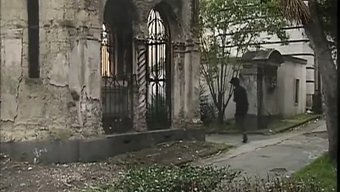 Avrupalı Porno Yıldızları Vintage Videoda Am Yalıyorlar