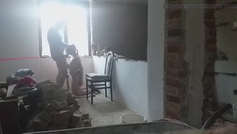 Derin Boğaz Amatörü Büyük Yarrağı Alıyor