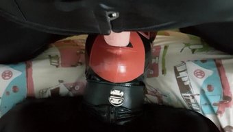 Derin Boğaz Sikişini Seven Iskoç Bir Fahişeyle Sıcak Bdsm Seansı