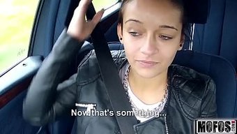 Vanessa Rodriguez'In Mahsur Kalmış Bir Gençle Amatör Videosu - Mofos.Com
