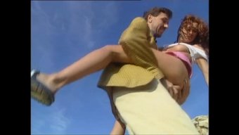 Büyük Yarrağı Olan Ve Erotik Öğretmeni Olan Eski Alman Klasik
