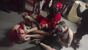 Grup Seks Videosunda Aşağılama Ve Ayak Fetişi