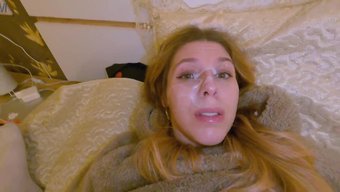 Güzel Kadın Bu Ev Yapımı Porno Videosunda Yüzüne Boşalma Alıyor.