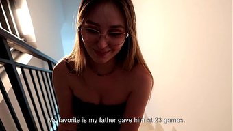 Baba Ihmal Ettiğinde, Üvey Anne Ona Bir Sik Alıyor.