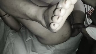 Olgun Ve Genç Karı Anal Oyunlara Dalarlar