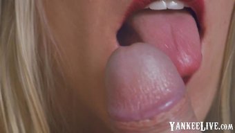 Duygusal Dil Oyunuyla Romantik Bir Oral Seks