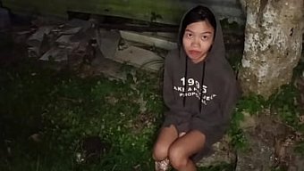 Dövmeli Egzotik Asyalı Kız Için Derin Sikiş Ve Tıraşlı Amcık