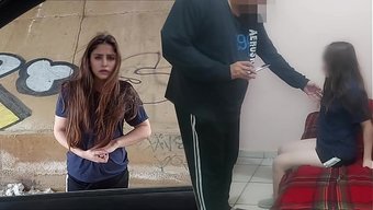 Kırık Bir Evden Gelen Genç Ve Masum Bir Kadın, Geçinmek Için Fahişeliğe Döner Ve Kendini Bir Dizi Ateşli Karşılaşmada Bulur.