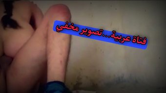 Desi Kızı Fas'Taki Evinde Büyük Siyah Yarrağıyla Anal Sikişiyor