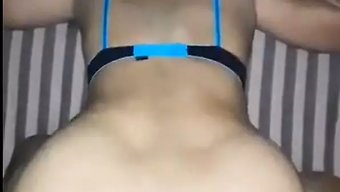 Desi Bhabhi, Ev Yapımı Hint Videosunda Yoğun Anal Eylemden Keyif Alıyor