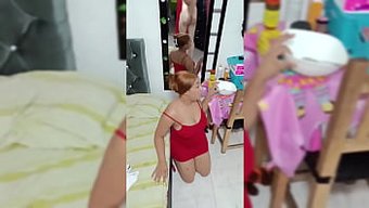Keilimar Gomez, Sıcak Bir Banyo Ve Vahşi Bir Sakso Için Seni De Davet Ediyor