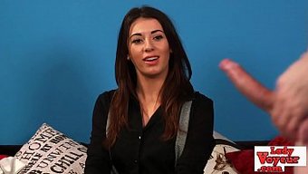 Kahverengi Ve Esmer Çoraplarıyla Ingiliz Femdom Hakimiyeti