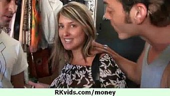 Zevk Karşılığında Genç Seks Kaseti Nakit Olarak