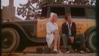 Vintage Araba Yolculuğu, Çoraplarda Klasik Sert Eyleme Yol Açıyor