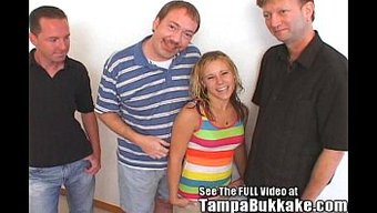 Sabrina'Nın 5 Dakikalık Bukkake Seansı Nefesinizi Keser.