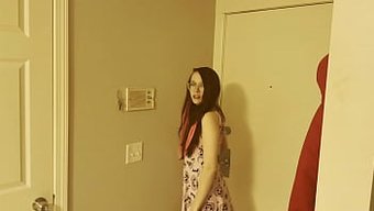 Üvey Babanın Geç Ve Azgın Üvey Kızıyla Gizli Anlaşması
