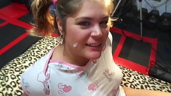 Küba Güzeli Rubey Reyes Ilk Porno Videosunda Yüzüne Boşalıyor