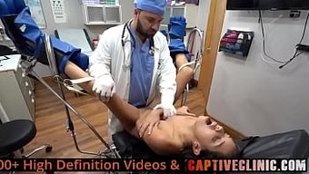 Asyalı Aria Nicole, Doktor Tampa Ve Hemşireler Channy Crossfire Ve Genesis Tarafından Dönüşüm Terapisi Ve Bakirelik Kaybı Alıyor. Tam Videoyu Captivecliniccom'Da Izleyin
