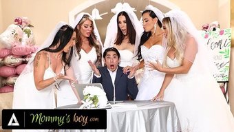 Lolly Dames Ve Gelinleri, Ateşli Bir Grup Seks Seansında Iyi Donanımlı Bir Düğün Planlayıcısıyla Çılgına Dönüyorlar