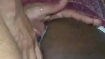 Hanımefendi, Sert Anal Görünümde Itaatkarın Penisini Domine Ediyor