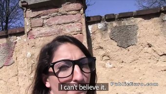 Halka Açık Havada Binen Cowgirl'Ün Ev Yapımı Videosu