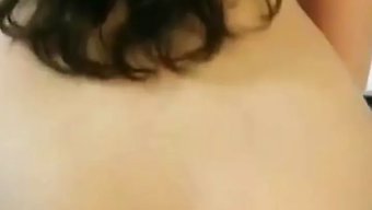 Amoi'Nin Büyük Poposu Bu Sıcak Videoda Güzel Bir Şekilde Sikişiyor