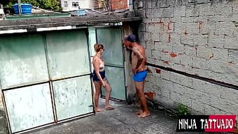 Komşuyla Yoğun Seks Patlayıcı Orgazmla Sona Eriyor