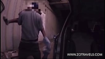 Chicago'Da Sıkı Siyah Amcığıyla Açık Havada Seks