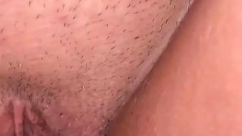 Ingiliz Amatör Karısı Yakın Çekimde Içine Boşalıyor