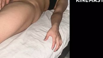 Büyük Doğal Göğüsler Ve Kirli Konuşma, Bu Sert Videoyu Mutlaka Izlenmesi Gereken Bir Video Haline Getiriyor